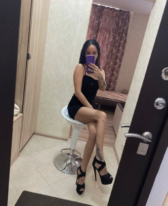 Соблазнительная красотка приглашает в гости и гарантирует незабываемое время! Забудь обо всех проблемах и окунись в мир страсти и желания! Только для истинных ценителей! 632, 31 год