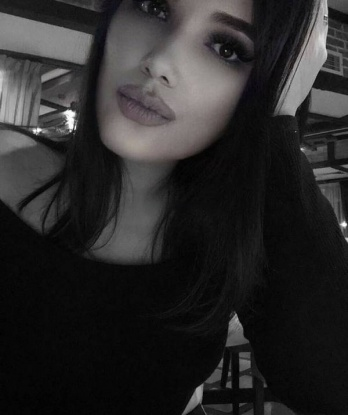 Молодая, горячая, страстная красотка готова исполнить все твои фантазии и желания. Приятная внешность, ни капли силикона. Приезжай, не пожалеешь! 1437, 34 года