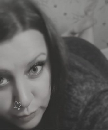 Я обладаю креативным подходом, который поможет тебе расслабиться и окунуться в мир наслаждения. Мои услуги включают массаж, страстные эротические игры и многое другое. У меня есть отличные отзывы от предыдущих клиентов, которые говорят о моей профессионализме и умении доставлять настоящую радость. Приходи ко мне и я помогу тебе осуществить самые сокровенные фантазии. Фото - настоящие. Жду встречи в Москве! 🌟💋 12987, 30 лет